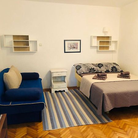 Apartmani Ema Трогир Екстериор снимка