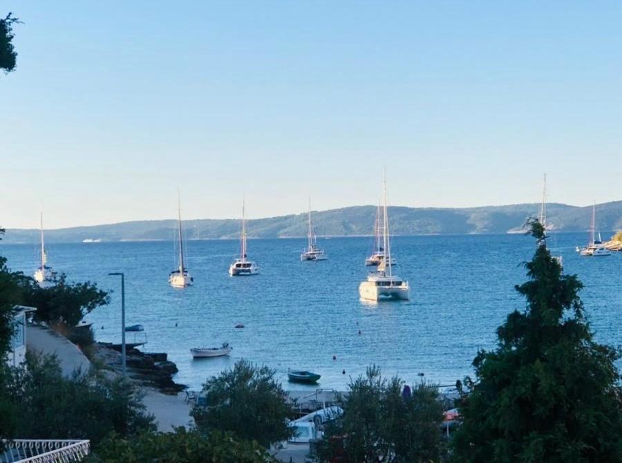 Apartmani Ema Трогир Екстериор снимка