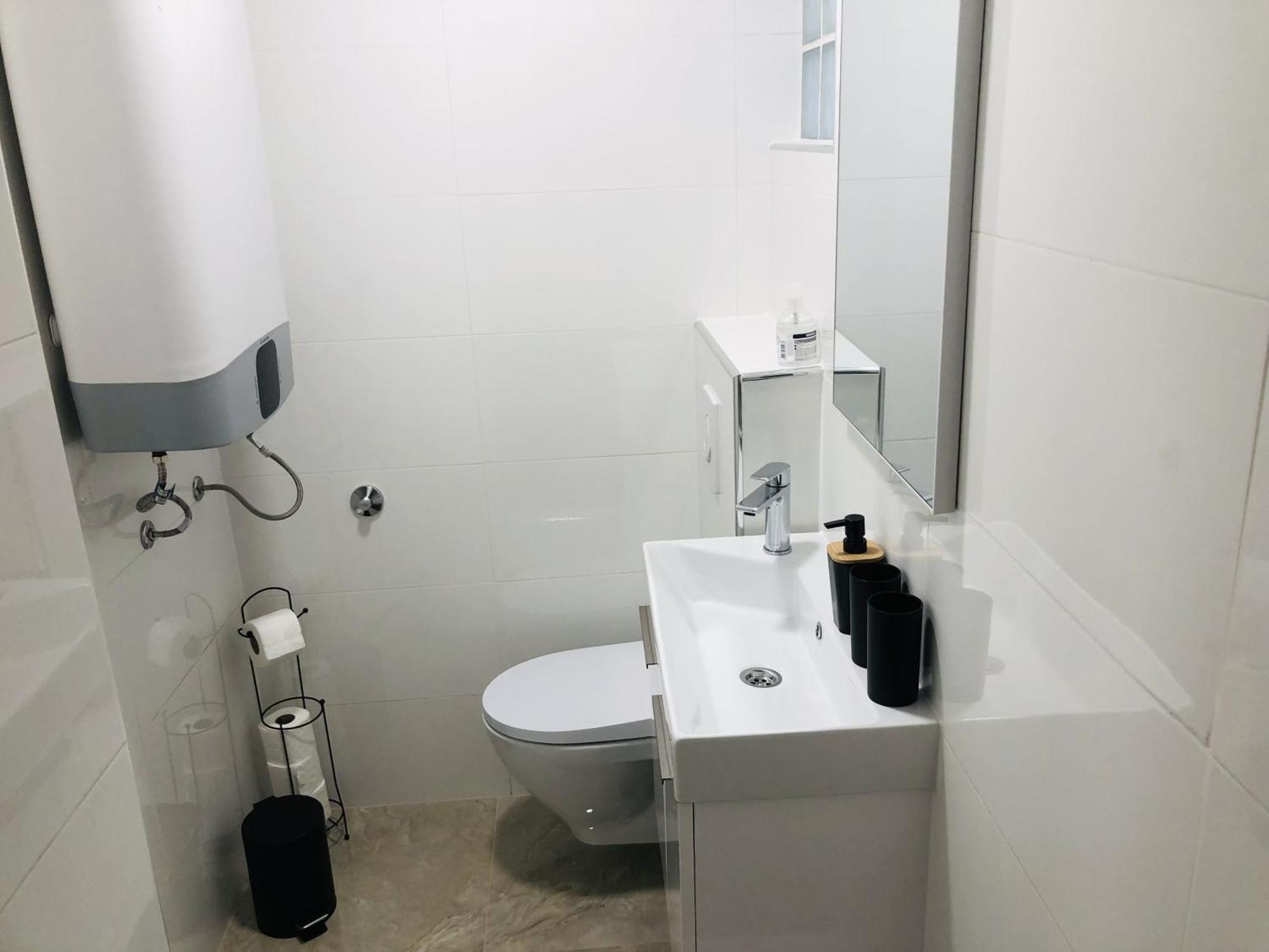 Apartmani Ema Трогир Екстериор снимка