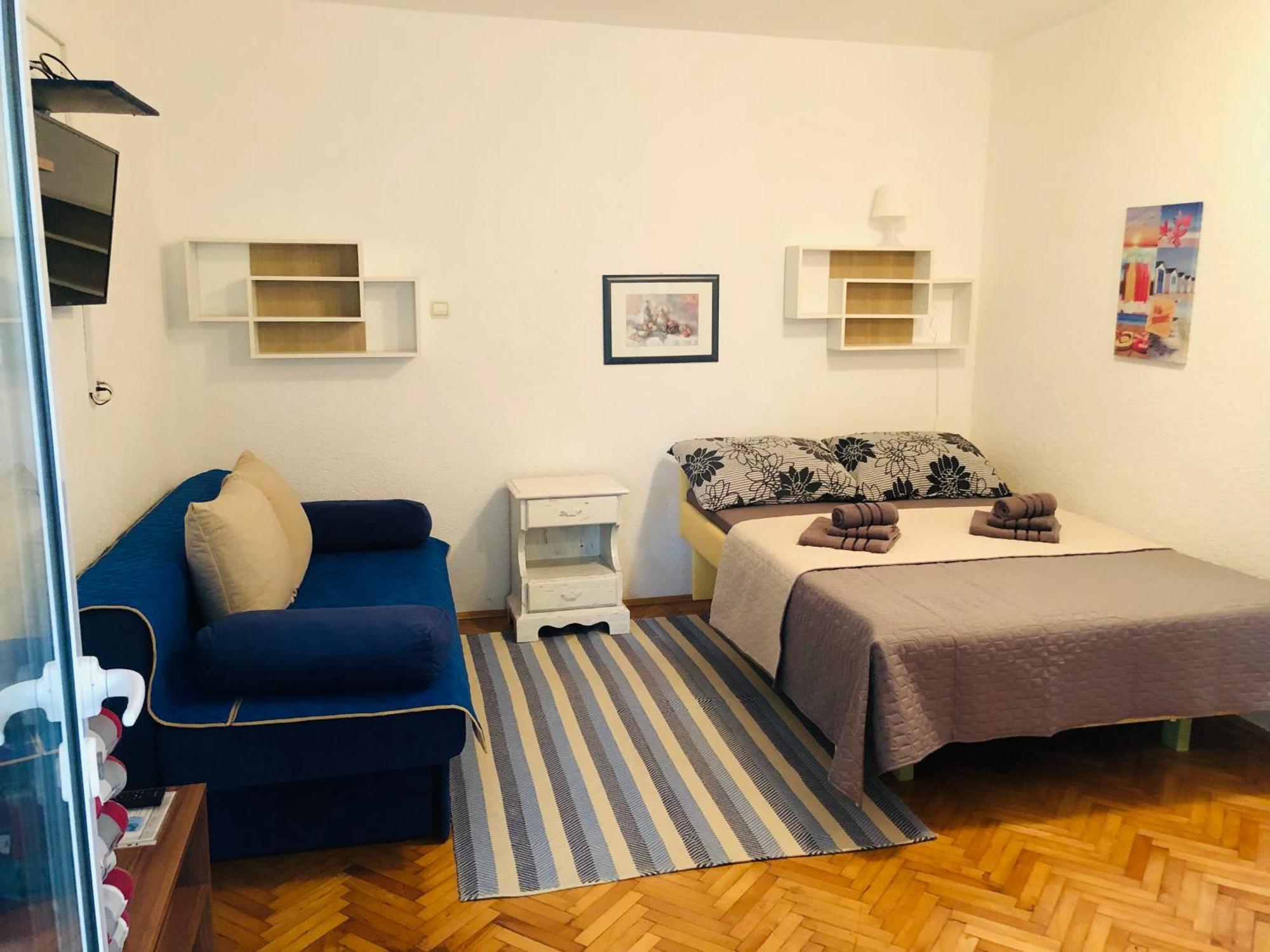 Apartmani Ema Трогир Екстериор снимка
