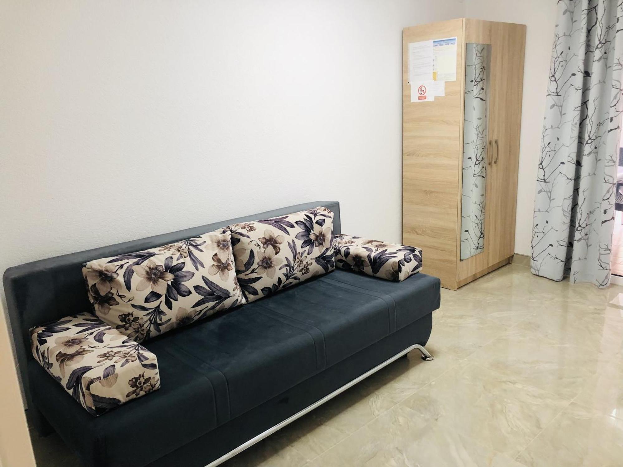 Apartmani Ema Трогир Екстериор снимка