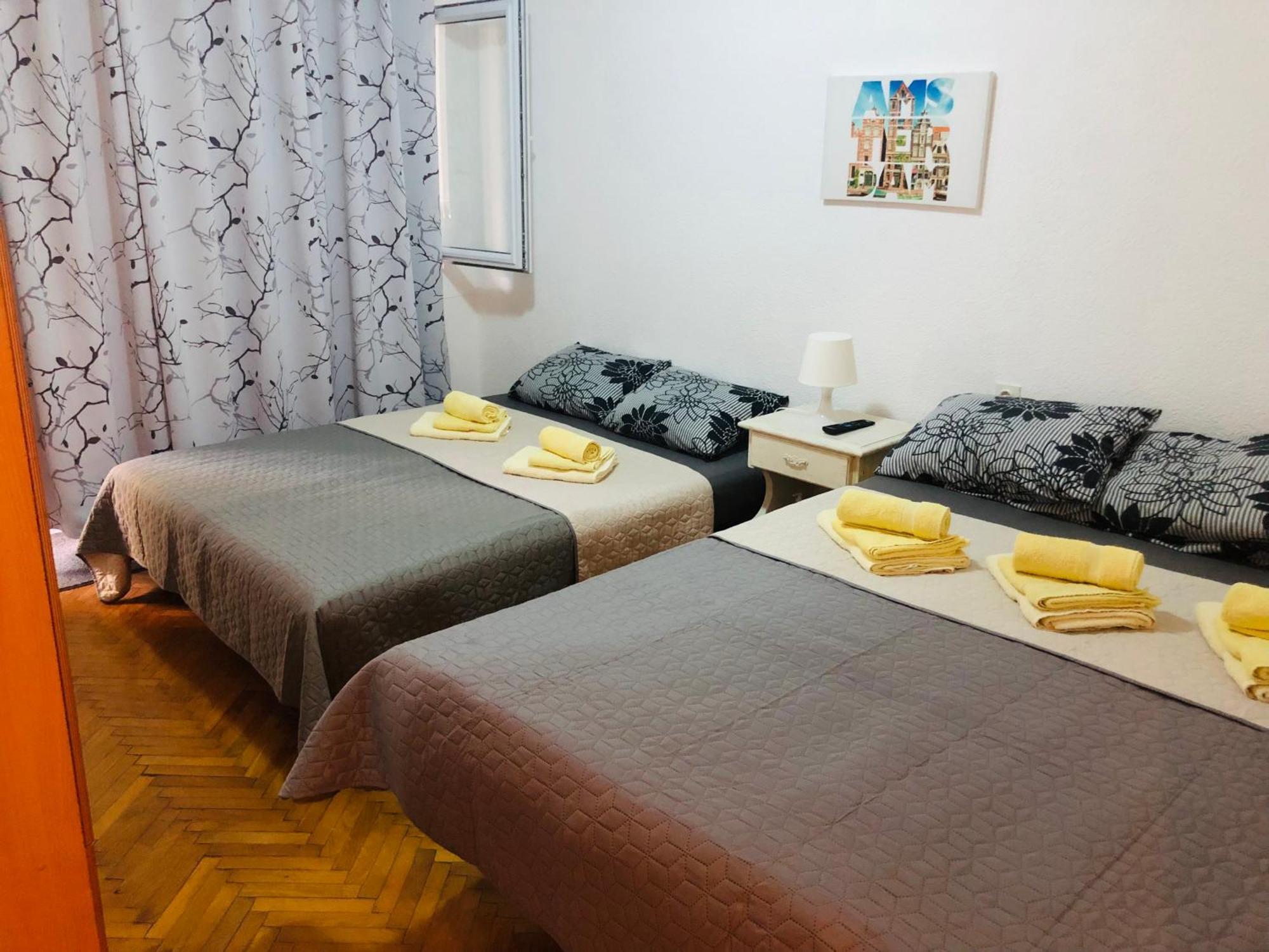 Apartmani Ema Трогир Екстериор снимка